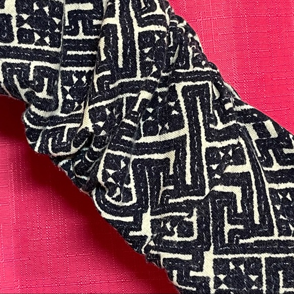 ANTHROPOLOGIE DOLAN T-SHIRT SIZE S - Picture 9 of 11